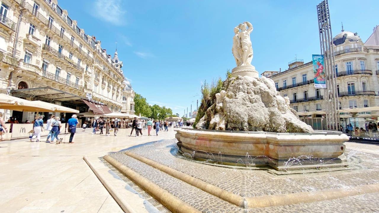 Les plus belles places de Montpellier, à deux