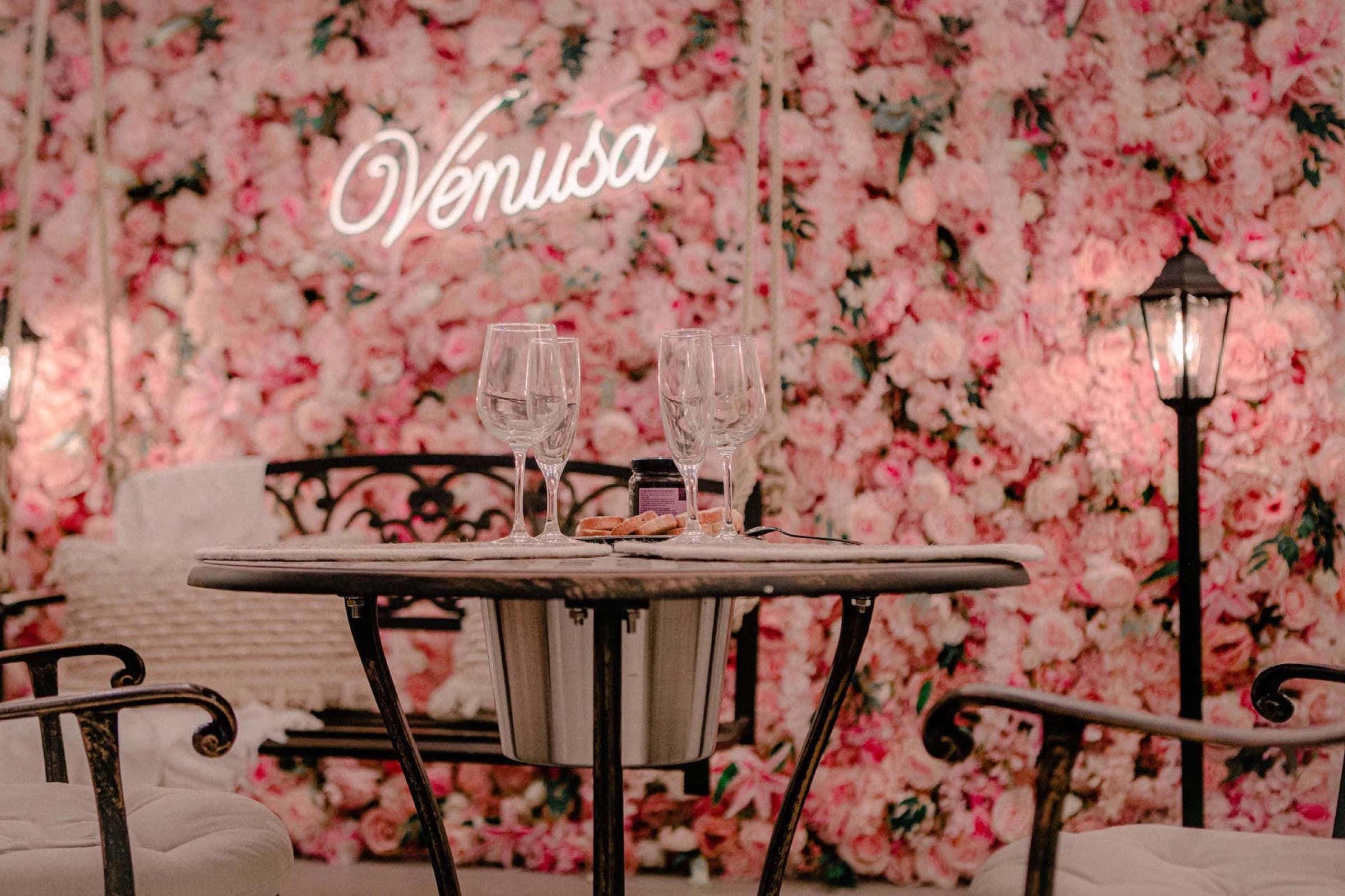 Private Spa or Love Room in Montpellier: What's the Difference?
